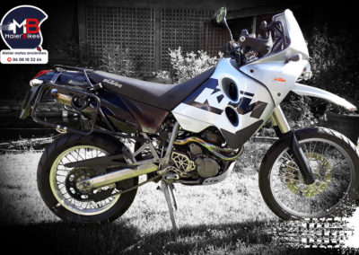 atelier, motos, anciennes, maine et loire, triumph, ktm