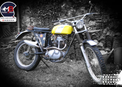 atelier, motos, anciennes, maine et loire, triumph, ktm
