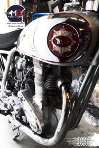 atelier, motos, anciennes, maine et loire, triumph, ktm
