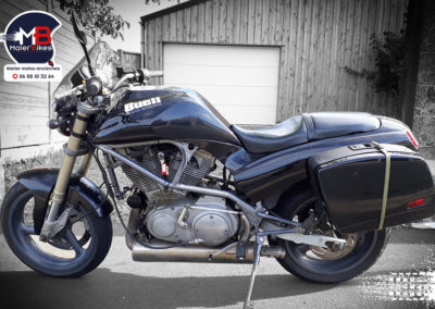 atelier, motos, anciennes, maine et loire, triumph, ktm